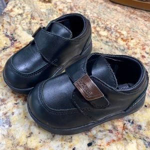 Brand new Kenneth Cole baby boy shoes